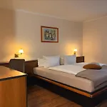 Otel Rebstock Rust
