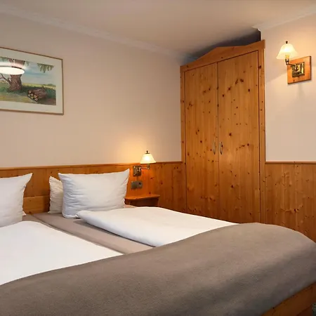 Rebstock Otel 3*